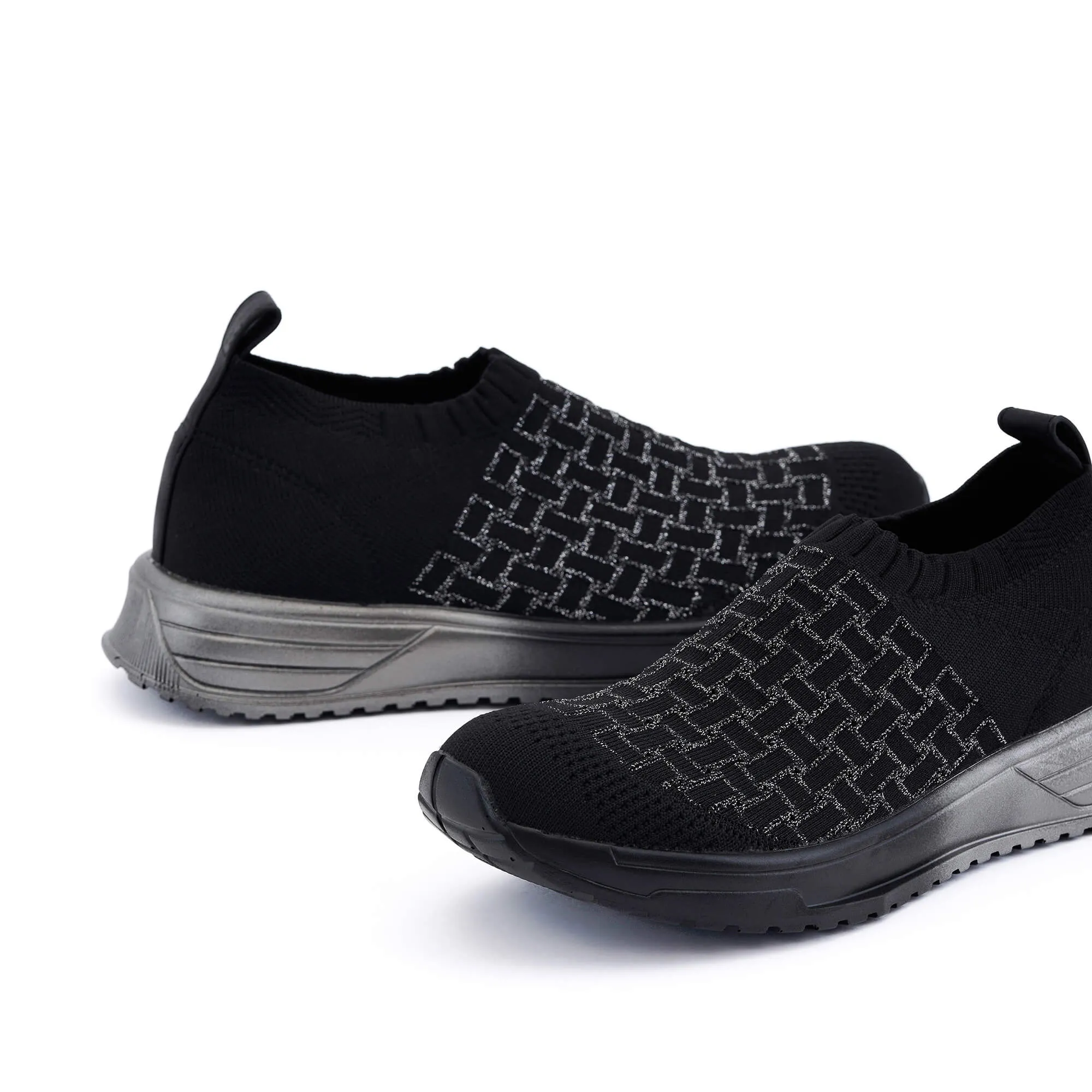 Caserta Black & Silver Sneakers