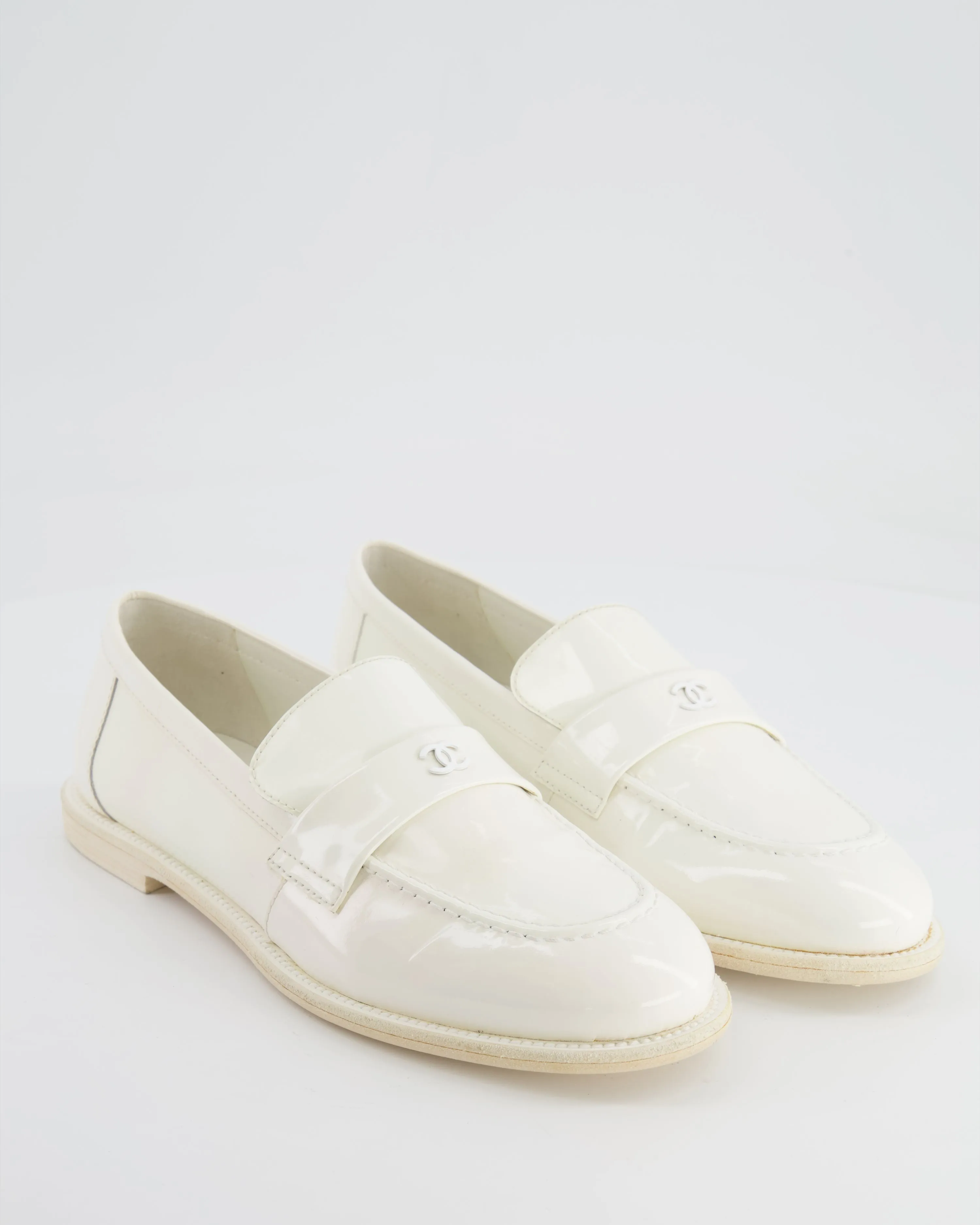 Chanel White Patent Leather Loafers With Cc Logo Detail Size Eu 38.5