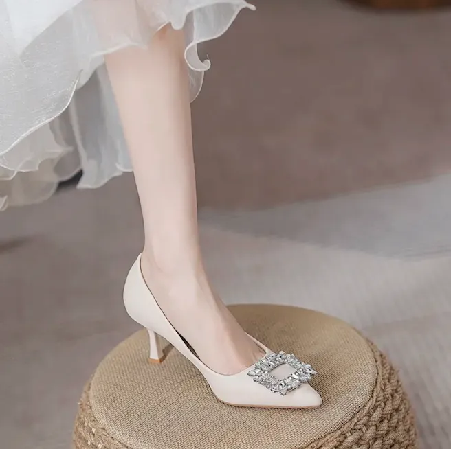 Comelyy High-heeled women's stiletto temperament commuting black shoes
