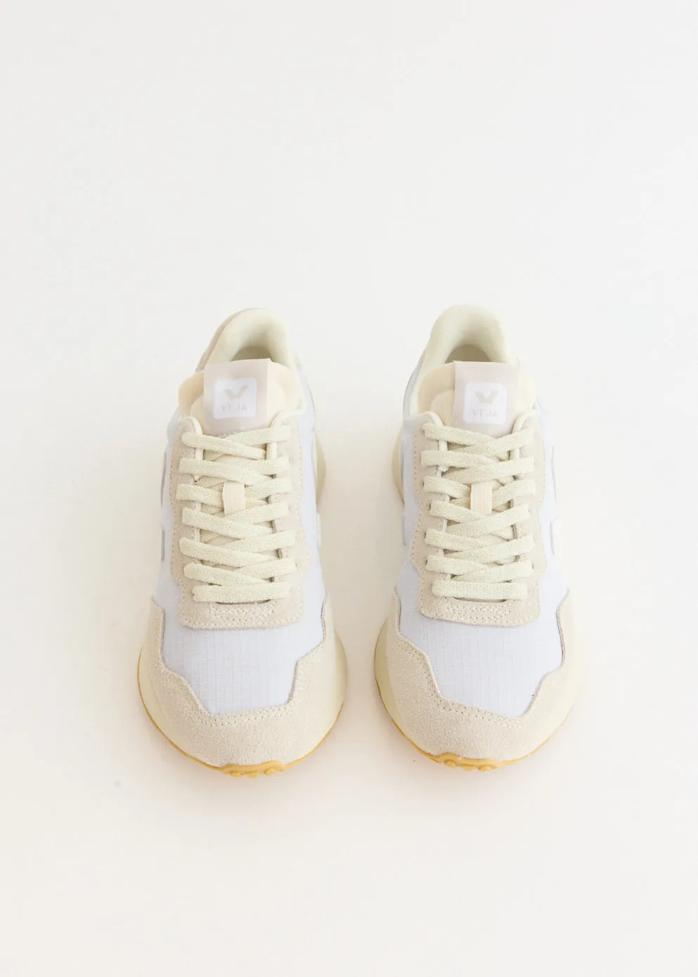 Paulistana 'Pearl Pierre' Sneakers