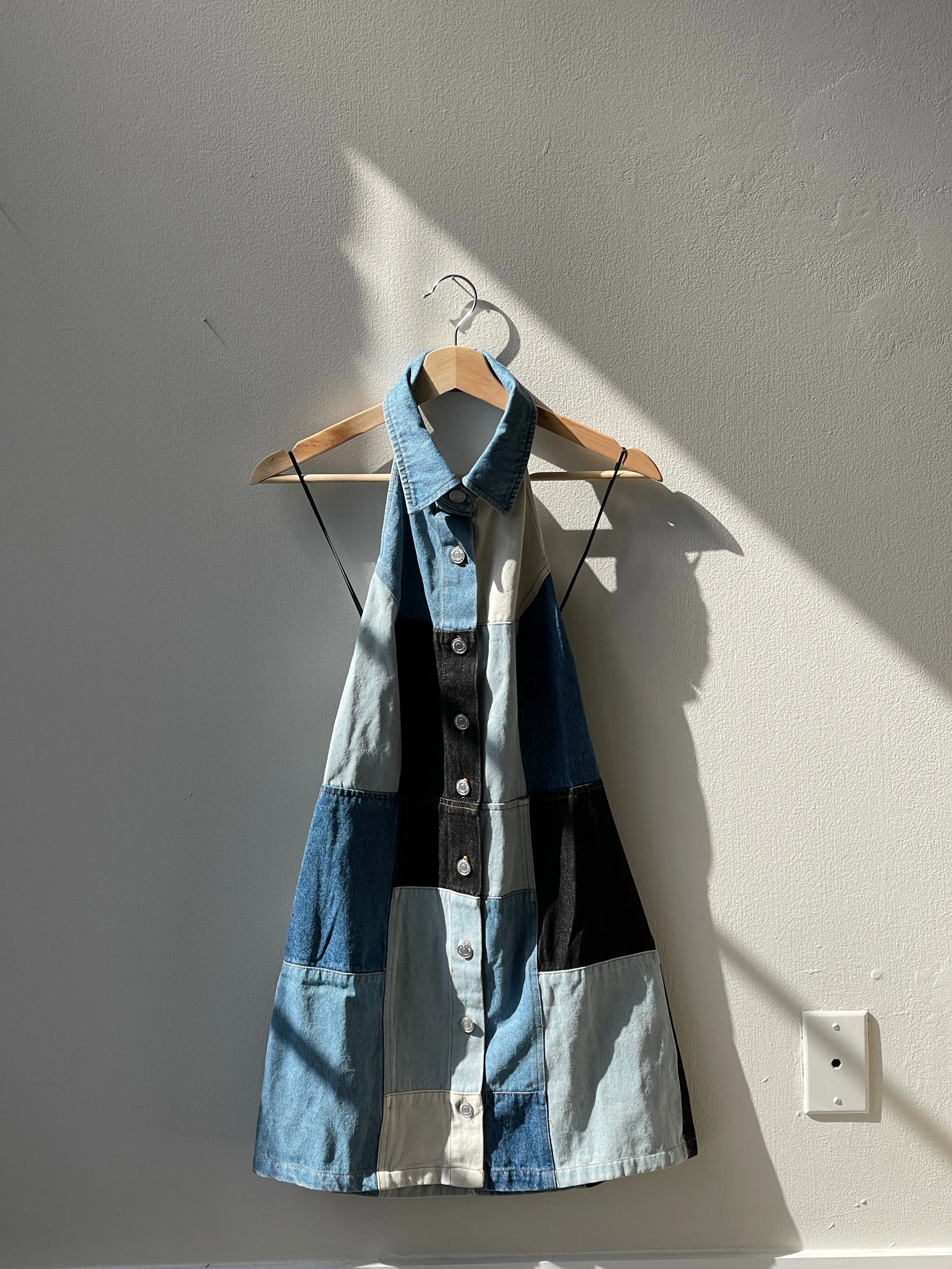 Susan 70s Styla Button Down Halter Patch Work Denim Mini Dress