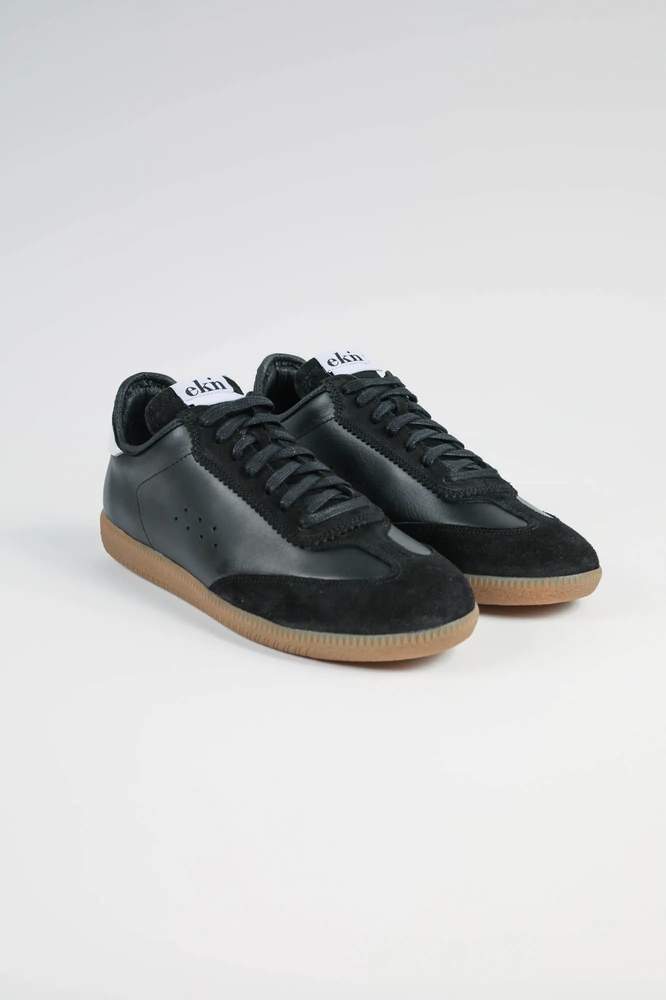 Tsuga Sneaker | Coal Leather   Suede